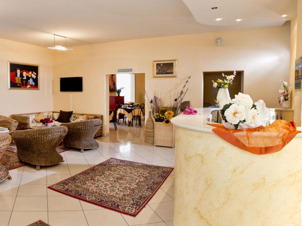 Villa Silvie Rose Cesenatico Exterior foto