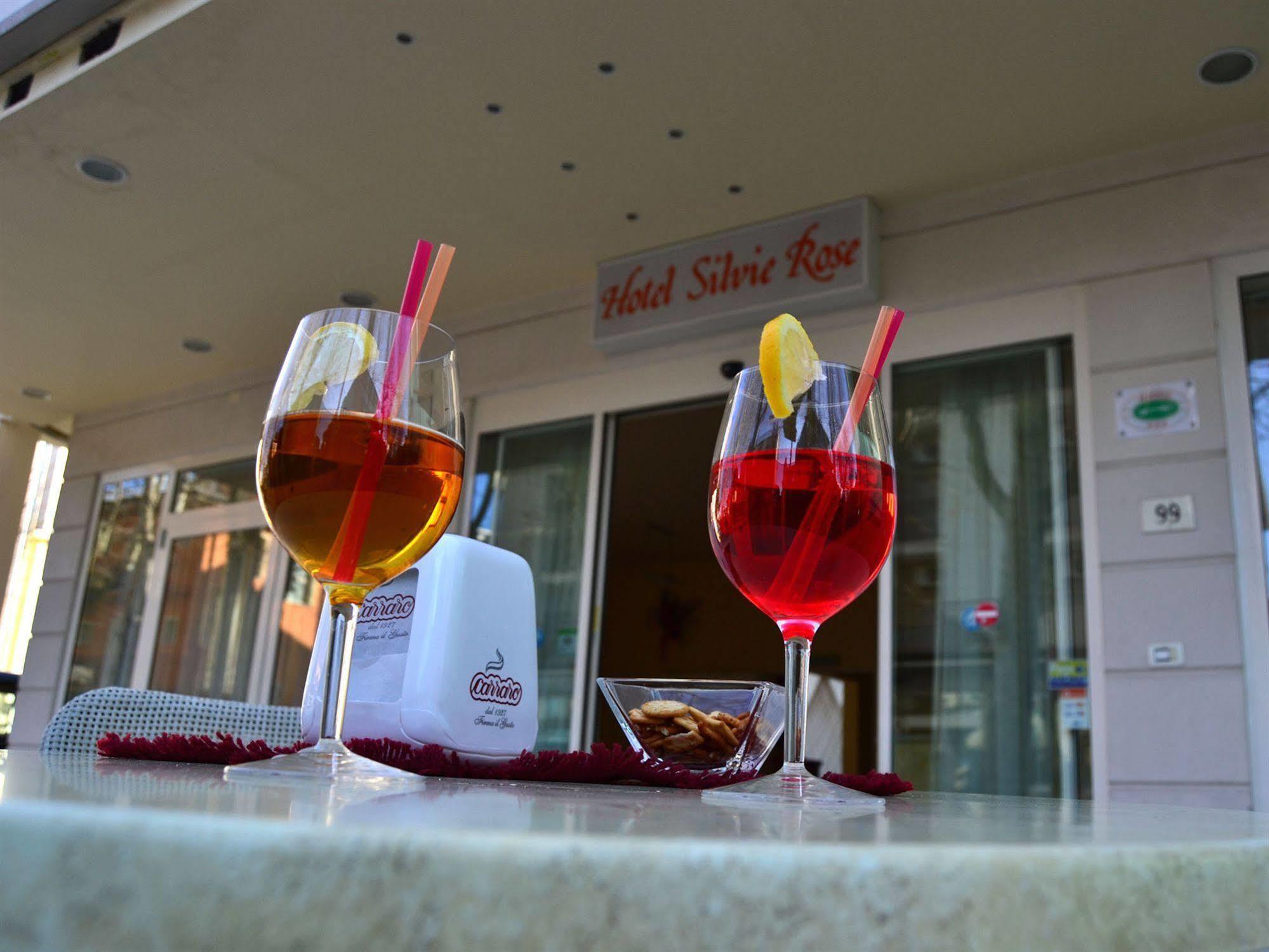 Villa Silvie Rose Cesenatico Exterior foto